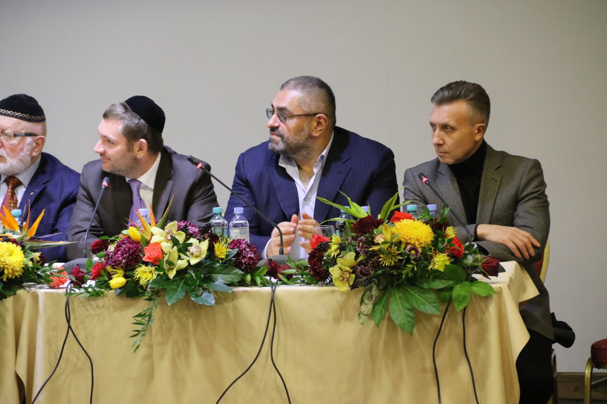 Арутюнян Еміль Карленович: допомога медичним закладам у період карантину – важливий внесок у загальну безпеку Арутюнян Еміль Карленович: допомога медичним закладам у період карантину – важливий внесок у загальну безпеку