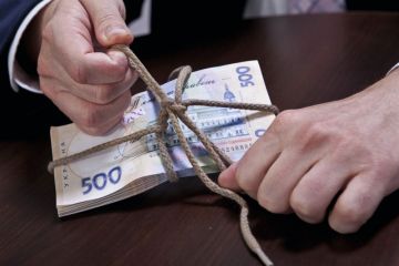 У Дніпрі директор департаменту міськради перерахував підряднику за невиконані роботи понад 15 млн грн У Дніпрі директор департаменту міськради перерахував підряднику за невиконані роботи понад 15 млн грн