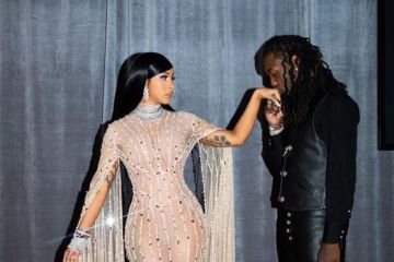 Американська хіп-хоп виконавиця Cardi B та її чоловік Offset подали на розлучення Американська хіп-хоп виконавиця Cardi B та її чоловік Offset подали на розлучення