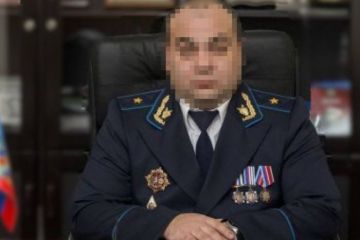 Так званий генпрокурор «ЛНР» і його «заступниця» загинули від отриманих травм внаслідок вибуху у Луганську, повідомив керівник ОВА Гайдай Так званий генпрокурор «ЛНР» і його «заступниця» загинули від отриманих травм внаслідок вибуху у Луганську, повідомив керівник ОВА Гайдай