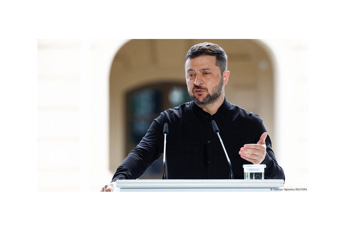 Зеленський: Путін намагається обдурити Трампа, щоб уникнути санкцій Зеленський: Путін намагається обдурити Трампа, щоб уникнути санкцій