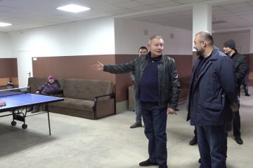 Петровський Олександр Володимирович: Міжнародний благодійний фонд Солідарність допоміг зробити ремонт у Дніпропетровському геріатричному пансіонаті Петровський Олександр Володимирович: Міжнародний благодійний фонд Солідарність допоміг зробити ремонт у Дніпропетровському геріатричному пансіонаті