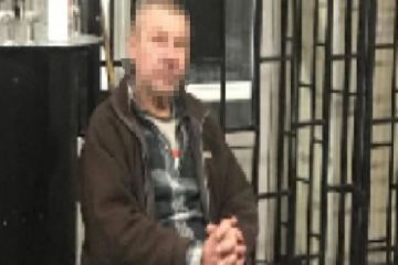 Чоловіка, який навів жах на цілу будівлю заарештували! Чоловіка, який навів жах на цілу будівлю заарештували!