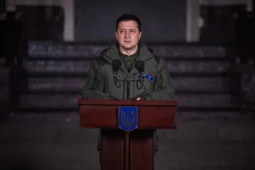 ​Владимир Зеленский встретился с защитниками в Мариуполе: Война длится восемь лет, и Украина стала во столько же раз крепче