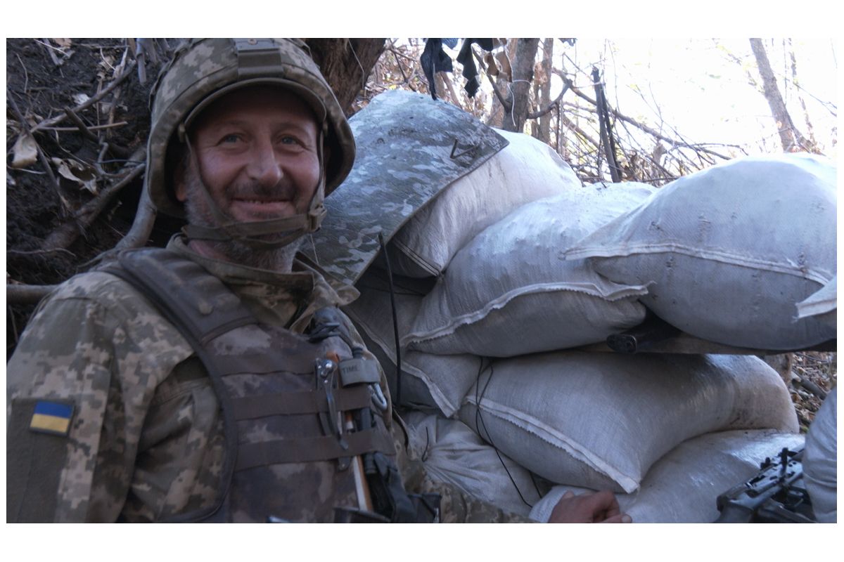 Що там чути від сина через гуркіт снарядів? Що там чути від сина через гуркіт снарядів?