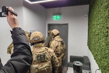 В облгазах, які належать Дмитру Фірташу, сьогодні проходять масові обшуки  В облгазах, які належать Дмитру Фірташу, сьогодні проходять масові обшуки