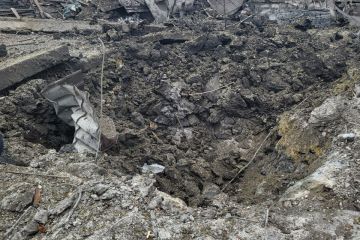 Російські загарбники влучили снарядами у дитсадок і сільгосптехніку – розпочато розслідування  Російські загарбники влучили снарядами у дитсадок і сільгосптехніку – розпочато розслідування