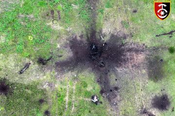 Хто вам сказав, що знищена техніка росіян, це не естетично? Хто вам сказав, що знищена техніка росіян, це не естетично?