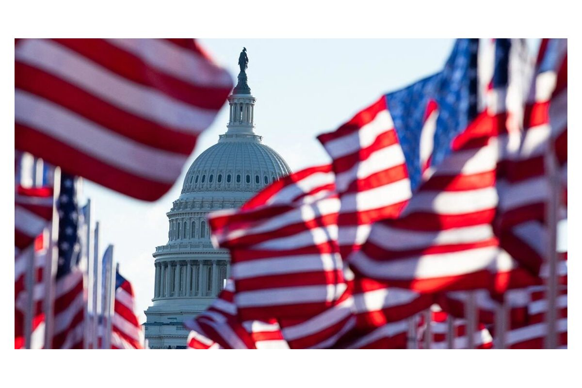 Сенат США проголосував за остаточний розгляд проєкту щодо виділення Україні 40 мільярдів доларів допомоги. Сенат США проголосував за остаточний розгляд проєкту щодо виділення Україні 40 мільярдів доларів допомоги.
