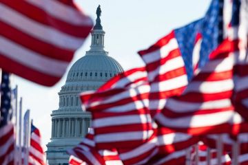 Сенат США проголосував за остаточний розгляд проєкту щодо виділення Україні 40 мільярдів доларів допомоги.  Сенат США проголосував за остаточний розгляд проєкту щодо виділення Україні 40 мільярдів доларів допомоги.