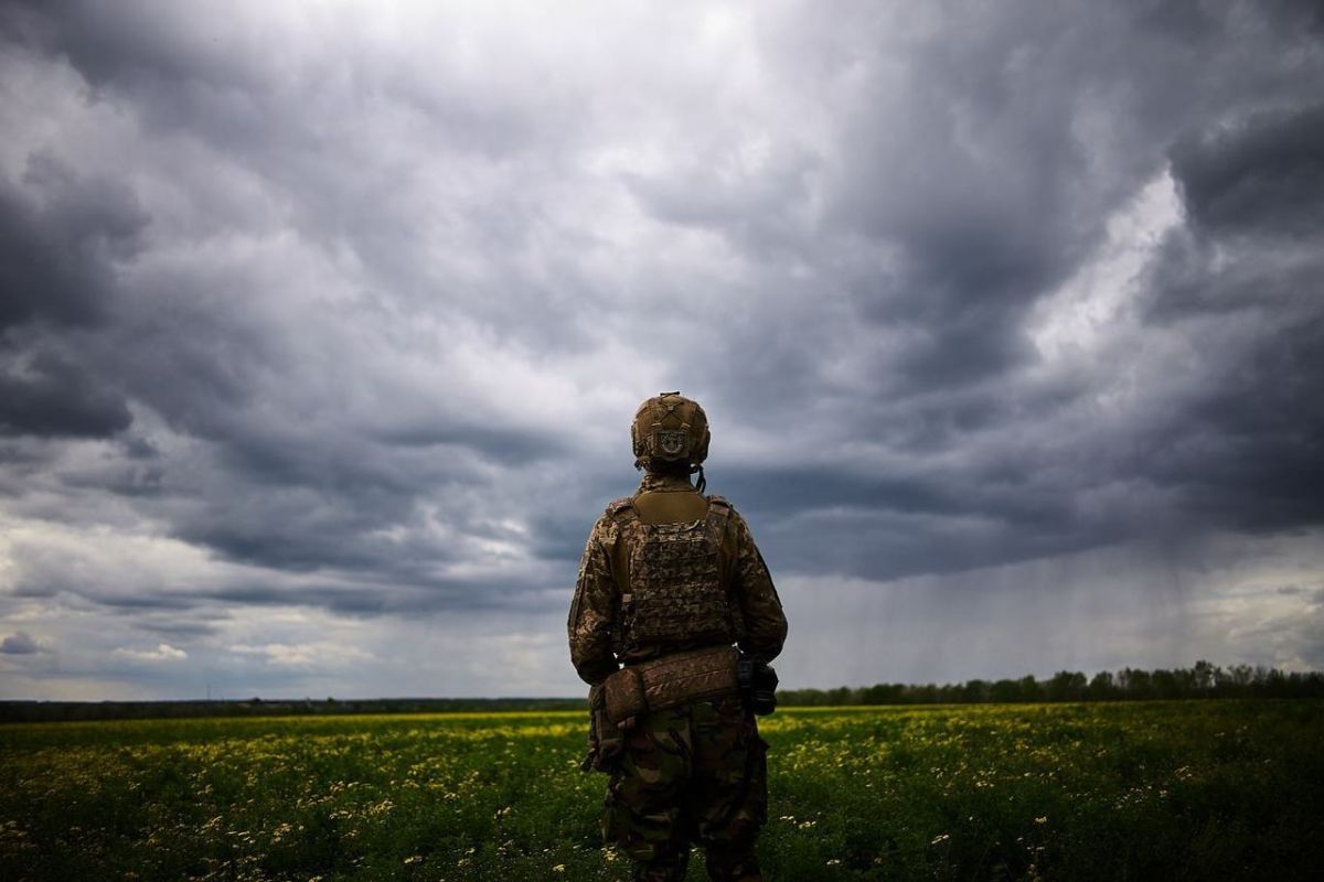 Немає кайданів, які зможуть скувати наш вільний дух. Немає окупанта, який зможе прижитися на нашій вільній землі. Немає кайданів, які зможуть скувати наш вільний дух. Немає окупанта, який зможе прижитися на нашій вільній землі.