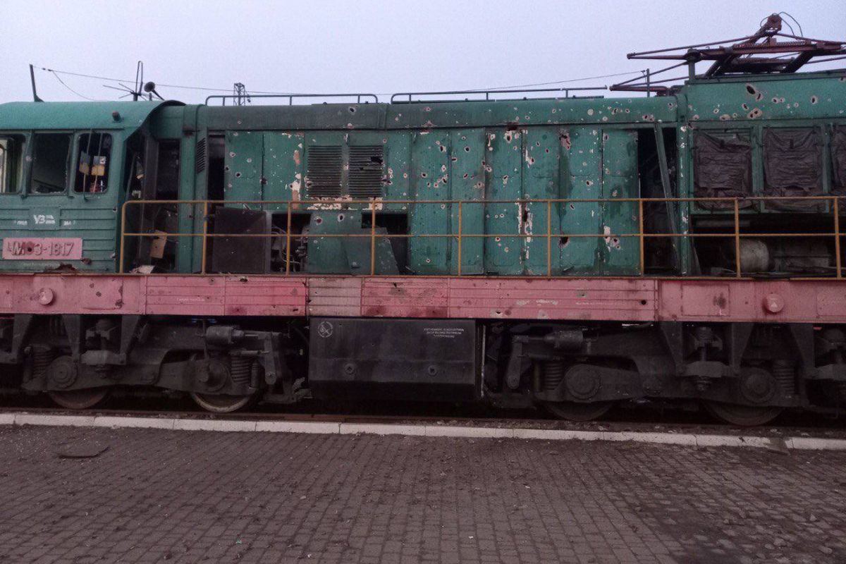 На Львівщині ворог пошкодив залізницю. Ракета влучила по об’єкту інфраструктури регіональної філії "Львівська залізниця" у Яворівському районі. На Львівщині ворог пошкодив залізницю. Ракета влучила по об’єкту інфраструктури регіональної філії "Львівська залізниця" у Яворівському районі.