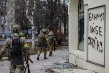 росіяни занепокоєні ситуацією в Бахмуті й перекидають туди резерви з інших ділянок фронту, – ISW росіяни занепокоєні ситуацією в Бахмуті й перекидають туди резерви з інших ділянок фронту, – ISW