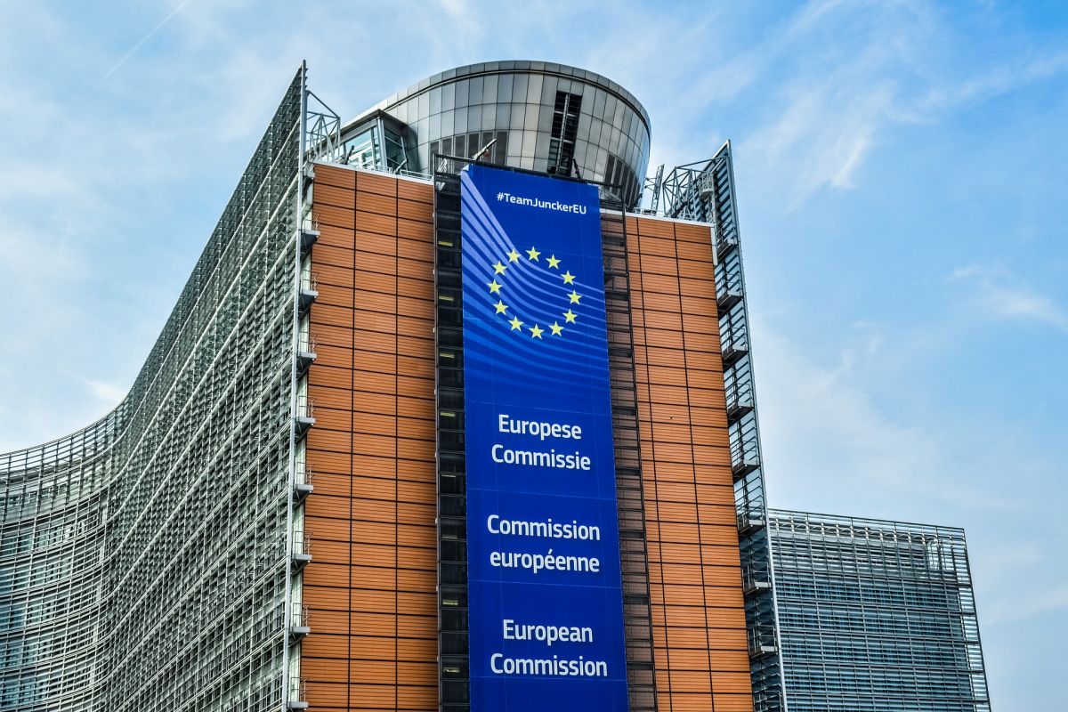 Єврокомісія перерахує Україні та Молдові €135 мільйонів, які спочатку передбачалися для росії та білорусі Єврокомісія перерахує Україні та Молдові €135 мільйонів, які спочатку передбачалися для росії та білорусі