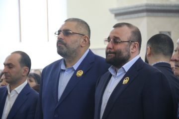 Арутюнян Эмиль Карленович : меценат наглядно показывает, как неравнодушие помогает в борьбе с оккупантом Арутюнян Эмиль Карленович : меценат наглядно показывает, как неравнодушие помогает в борьбе с оккупантом