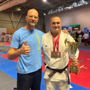 Наш Чемпіон! Дмитро Мостовий завоював «бронзу» на Чемпіонаті Європи з карате! Наш Чемпіон! Дмитро Мостовий завоював «бронзу» на Чемпіонаті Європи з карате!