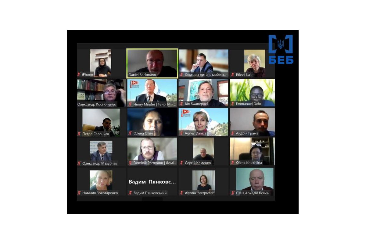 Співробітники БЕБ пройшли навчання щодо принципів етики та доброчесності на публічній службі Співробітники БЕБ пройшли навчання щодо принципів етики та доброчесності на публічній службі