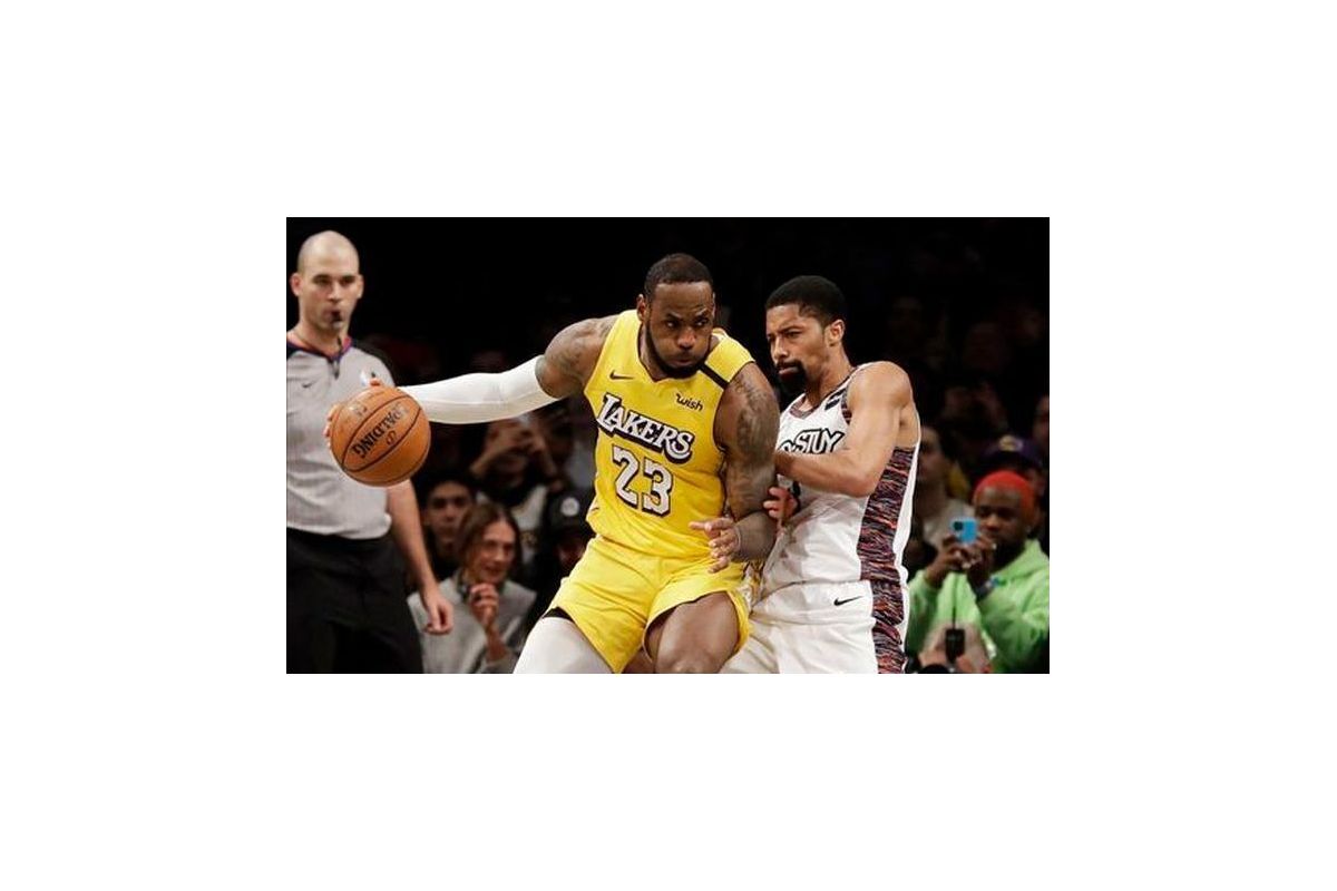 Лейкерс – безоговорочный фаворит сезона в НБА по версии ESPN Лейкерс – безоговорочный фаворит сезона в НБА по версии ESPN