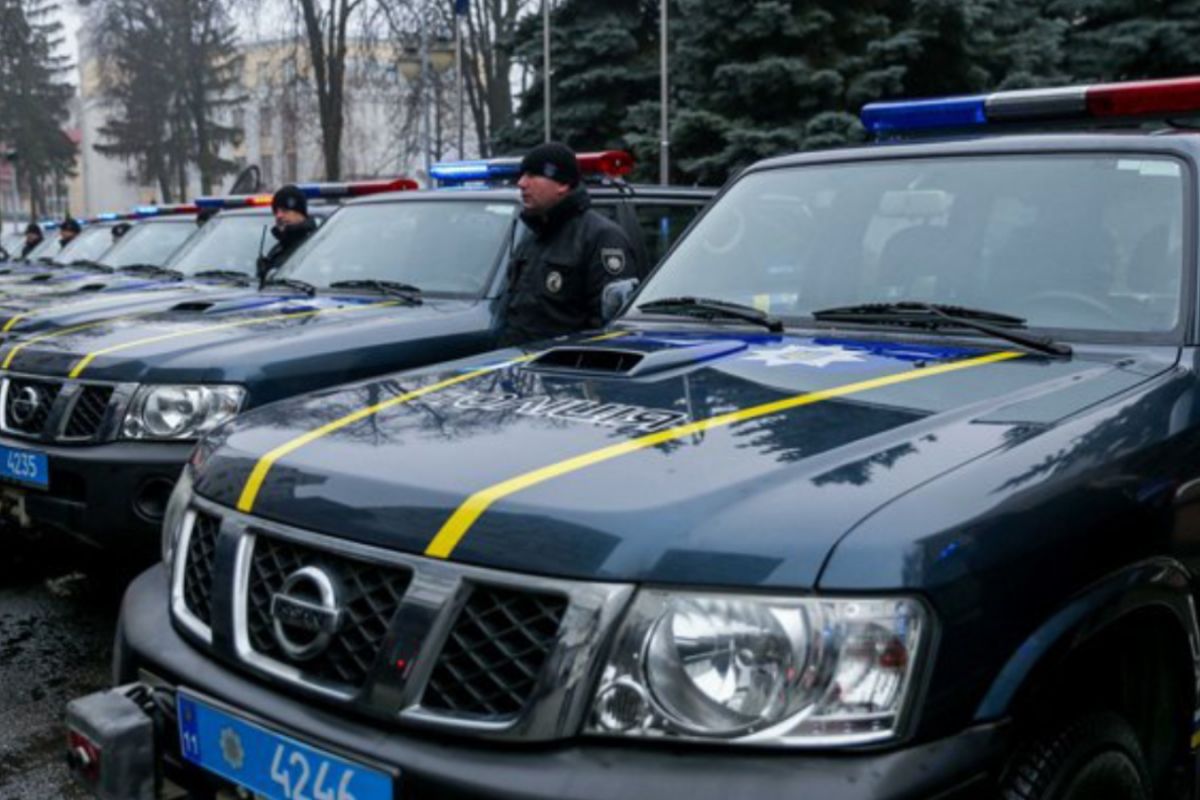 Правоохоронці Донеччини отримали нові автомобілі Правоохоронці Донеччини отримали нові автомобілі