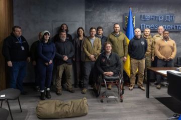 Україна надзвичайно вдячна за підтримку з боку американського народу в ці складні часи – Андрій Єрмак на зустрічі з ветеранами США Україна надзвичайно вдячна за підтримку з боку американського народу в ці складні часи – Андрій Єрмак на зустрічі з ветеранами США