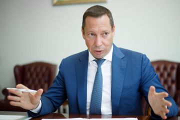 Глава НБУ Кирилл Шевченко собирается потратить треть миллиарда на реконструкцию здания под архив Нацбанка Глава НБУ Кирилл Шевченко собирается потратить треть миллиарда на реконструкцию здания под архив Нацбанка