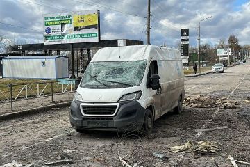 ❗️ У Хмельницькому одна з ракет потрапила у військовий об'єкт, — голова ОВА Гамалій - Також є ще одне влучення поблизу зупинки громадського транспорту. ❗️ У Хмельницькому одна з ракет потрапила у військовий об'єкт, — голова ОВА Гамалій - Також є ще одне влучення поблизу зупинки громадського транспорту.