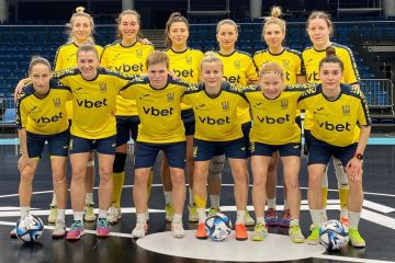 Вперше в історії. Жіноча збірна України з футзалу вийшла у фінал чемпіонату Європи Вперше в історії. Жіноча збірна України з футзалу вийшла у фінал чемпіонату Європи