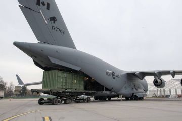 Збройні сили Канади оприлюднюють фото відправки в Україну танків Leopard-2 Збройні сили Канади оприлюднюють фото відправки в Україну танків Leopard-2