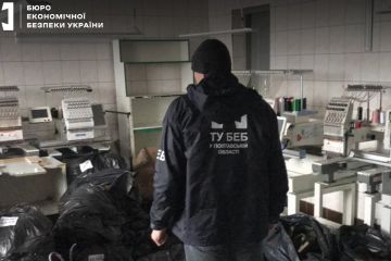 БЕБ на Полтавщині викрило підпільний цех з виготовлення одягу під марками відомих брендів БЕБ на Полтавщині викрило підпільний цех з виготовлення одягу під марками відомих брендів