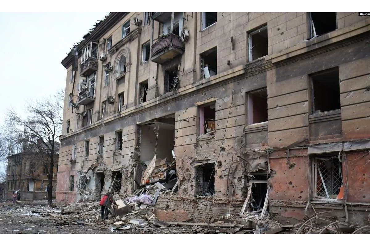 Окупанти грабують музеї та приватні колекції в Херсонській області, вкрадене вивозять в окупований Крим Окупанти грабують музеї та приватні колекції в Херсонській області, вкрадене вивозять в окупований Крим