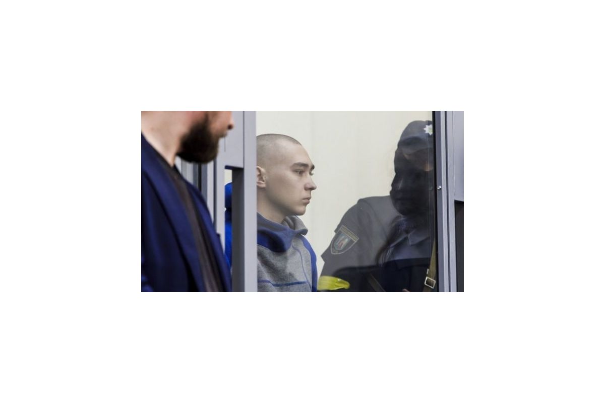 Суд над першим військовим рф за вбивство цивільного на Сумщині: Шишимарін повністю визнав провину Суд над першим військовим рф за вбивство цивільного на Сумщині: Шишимарін повністю визнав провину