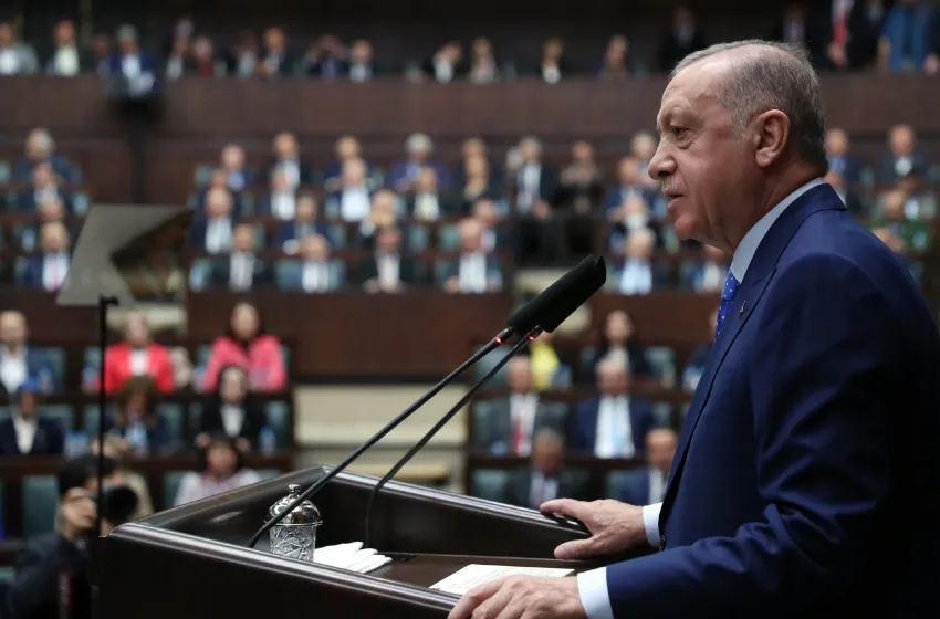 Президент Туреччини Ердоган обіцяє блокувати членство Швеції і Фінляндії в НАТО, поки ті не видадуть "терористів", які нібито становлять пряму загрозу національній безпеці країни