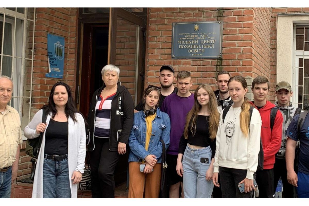 Майбутні вчителі трудового навчання та технологій відвідали Полтавський міський центр позашкільної освіти Майбутні вчителі трудового навчання та технологій відвідали Полтавський міський центр позашкільної освіти