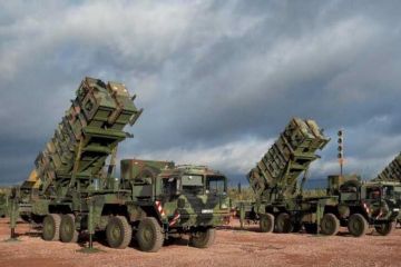 В России заявили об "уничтожении" сразу пяти Patriot ударом "Кинжала" В России заявили об "уничтожении" сразу пяти Patriot ударом "Кинжала"