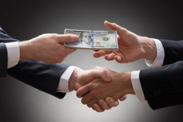 ПРИБУТКОВИЙ КАРАНТИН і самовпевненість керівника медичних сил ЗСУ Ігоря Хоменка. Або як військовим розпродають гуманітарний непотріб з «Мрії» ПРИБУТКОВИЙ КАРАНТИН і самовпевненість керівника медичних сил ЗСУ Ігоря Хоменка. Або як військовим розпродають гуманітарний непотріб з «Мрії»