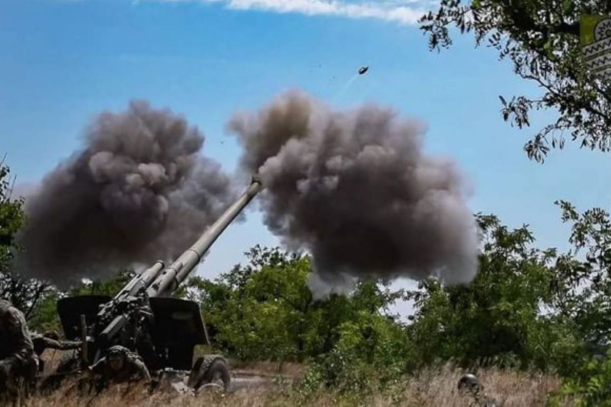 ЗСУ відбили штурми окупантів на Слов’янському та Бахмутському напрямках і завдали втрат росіянам ЗСУ відбили штурми окупантів на Слов’янському та Бахмутському напрямках і завдали втрат росіянам