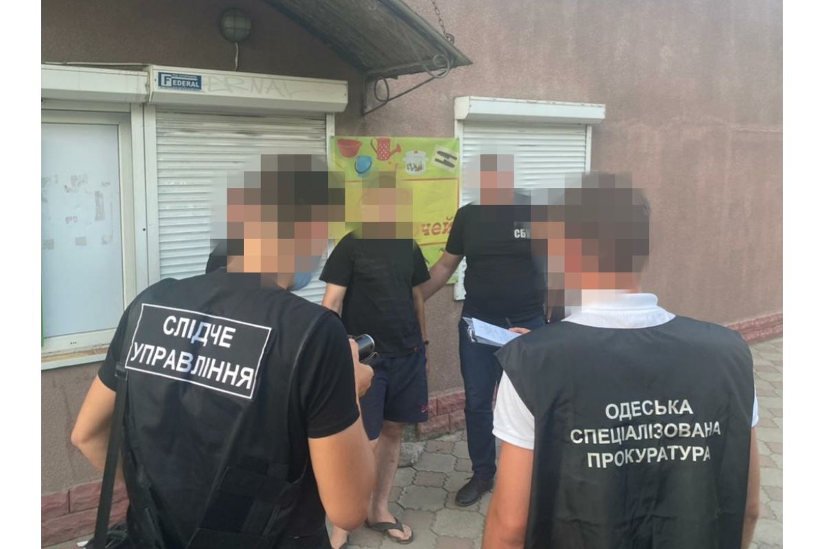В Одесі на хабарі затримано начальника забезпечення охорони державної таємниці 11 окремого мотопіхотного батальйону В Одесі на хабарі затримано начальника забезпечення охорони державної таємниці 11 окремого мотопіхотного батальйону