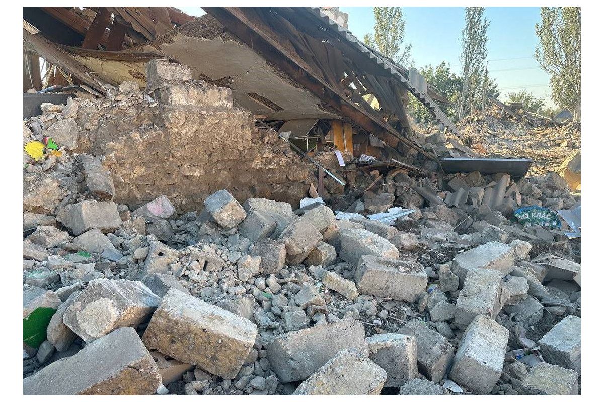 Вночі армія рф вдарила по Комишувасі у Запорізькій області Вночі армія рф вдарила по Комишувасі у Запорізькій області