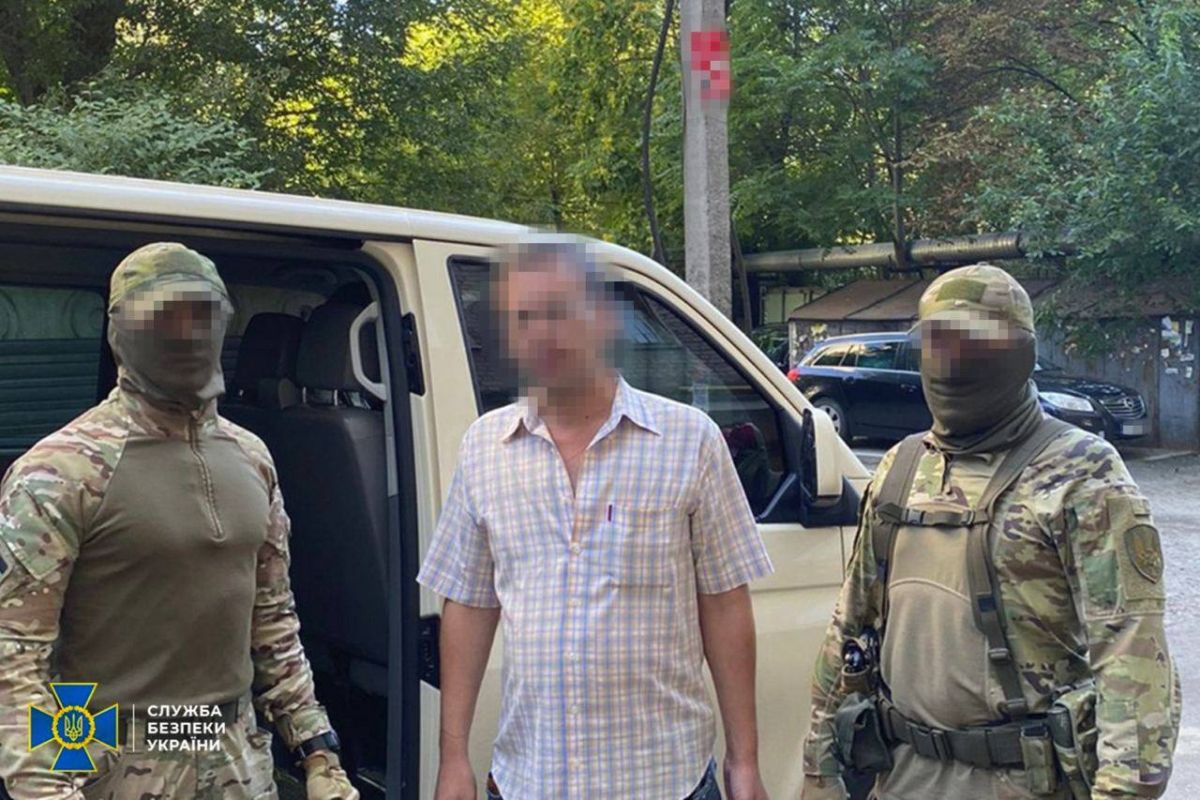 СБУ затримала у Дніпрі російського агента, який діяв під прикриттям волонтерського фонду СБУ затримала у Дніпрі російського агента, який діяв під прикриттям волонтерського фонду