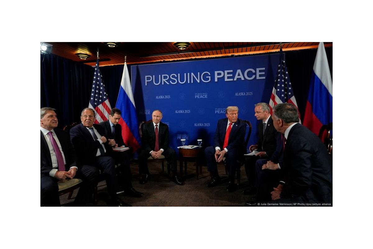 Трамп і Путін домовились про "надійні гарантії безпеки" для України - Віткофф Трамп і Путін домовились про "надійні гарантії безпеки" для України - Віткофф