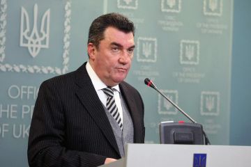 О. Данілов: Збільшення видатків на фінансування органів сектору безпеки і оборони – принципова позиція Президента України О. Данілов: Збільшення видатків на фінансування органів сектору безпеки і оборони – принципова позиція Президента України