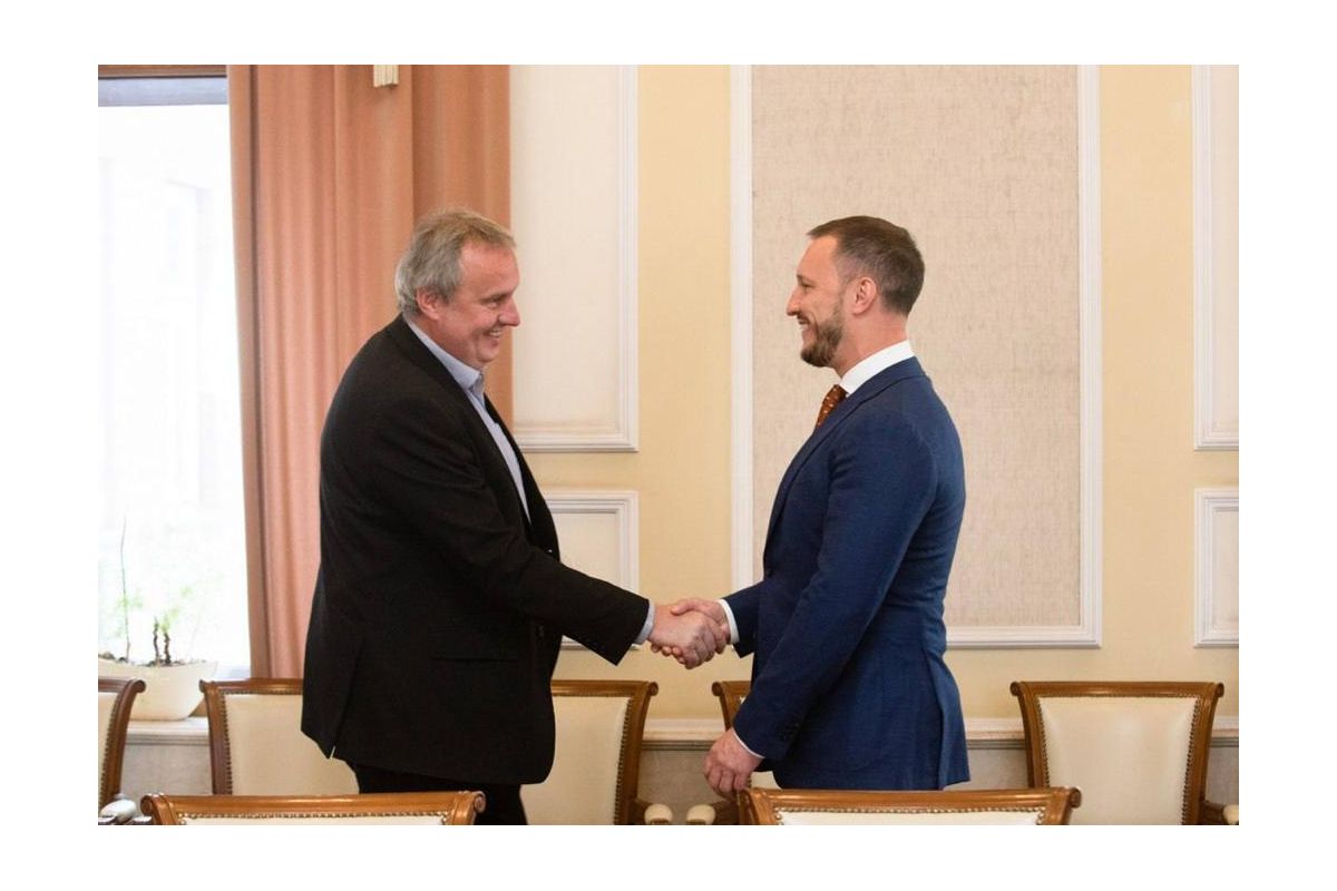 Чехія співпрацюватиме з Україною в галузі відновлюваної, атомної енергетики та у водневій галузі Чехія співпрацюватиме з Україною в галузі відновлюваної, атомної енергетики та у водневій галузі