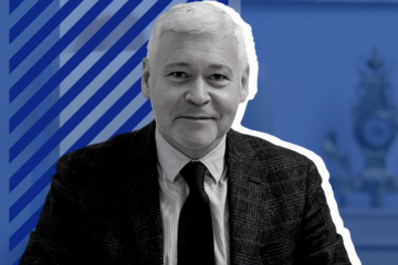 Кандидат в мэры Харькова Денис Ярославский, показал дом секретаря харьковского городского совета Игоря Терехова стоимостью 3,5 млн$ построенный в парковой зоне города в 2019 году. Кандидат в мэры Харькова Денис Ярославский, показал дом секретаря харьковского городского совета Игоря Терехова стоимостью 3,5 млн$ построенный в парковой зоне города в 2019 году.