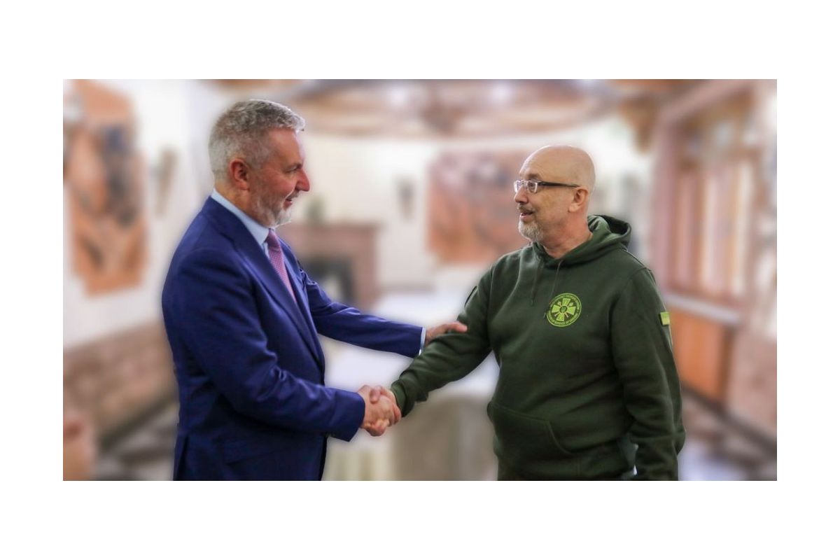 Україна отримала черговий пакет військової допомоги від італії Україна отримала черговий пакет військової допомоги від італії