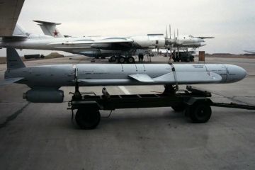 Вчора рф атакувала Україну ракетою з імітатором ядерної боєголовки – Defense Express  Вчора рф атакувала Україну ракетою з імітатором ядерної боєголовки – Defense Express