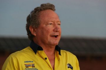 Австралійський мільярдер створив інвестфонд на підтримку України та виділив $500 млн Австралійський мільярдер створив інвестфонд на підтримку України та виділив $500 млн