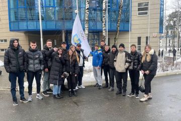 Податківці з Ірпеня підтримали Юнацьку Олімпійську збірну України. Податківці з Ірпеня підтримали Юнацьку Олімпійську збірну України.