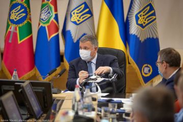 Арсен Аваков: Французькою компанією OCEA вже збудовано перший корпус для нових патрульних катерів ДПСУ Арсен Аваков: Французькою компанією OCEA вже збудовано перший корпус для нових патрульних катерів ДПСУ