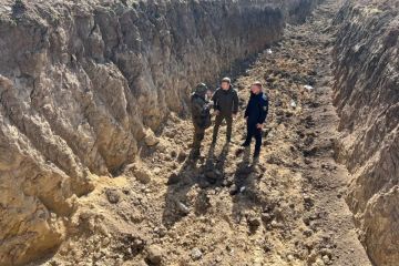 У регіонах, що межують з фронтом та кордоном України, триває виконання робіт з будівництва фортифікаційних споруд та посилення кількості мобільних вогневих груп У регіонах, що межують з фронтом та кордоном України, триває виконання робіт з будівництва фортифікаційних споруд та посилення кількості мобільних вогневих груп