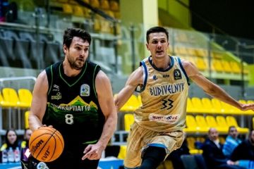 "Будівельник" у статусі дострокового чемпіона України переграв "Говерлу" "Будівельник" у статусі дострокового чемпіона України переграв "Говерлу"